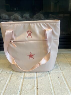 EUC Like new  Dallas Cowboys Hydroflask 8 L Insulated Lunch Tote